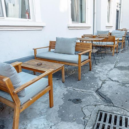 First Hostel Bucur 21 Bucarest Exterior foto